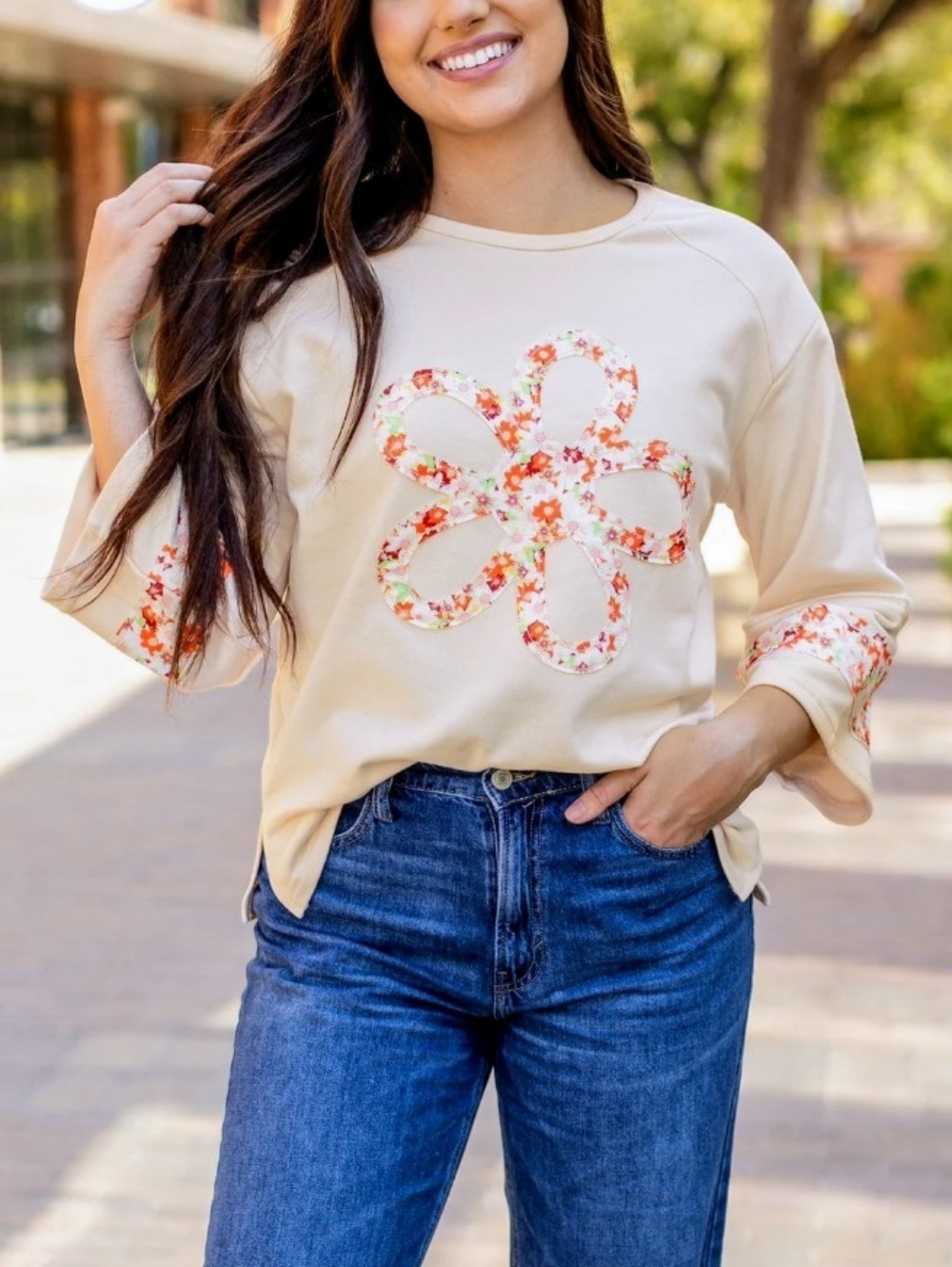 Easel Flower Patch Knit Top - Picture 6 of 12